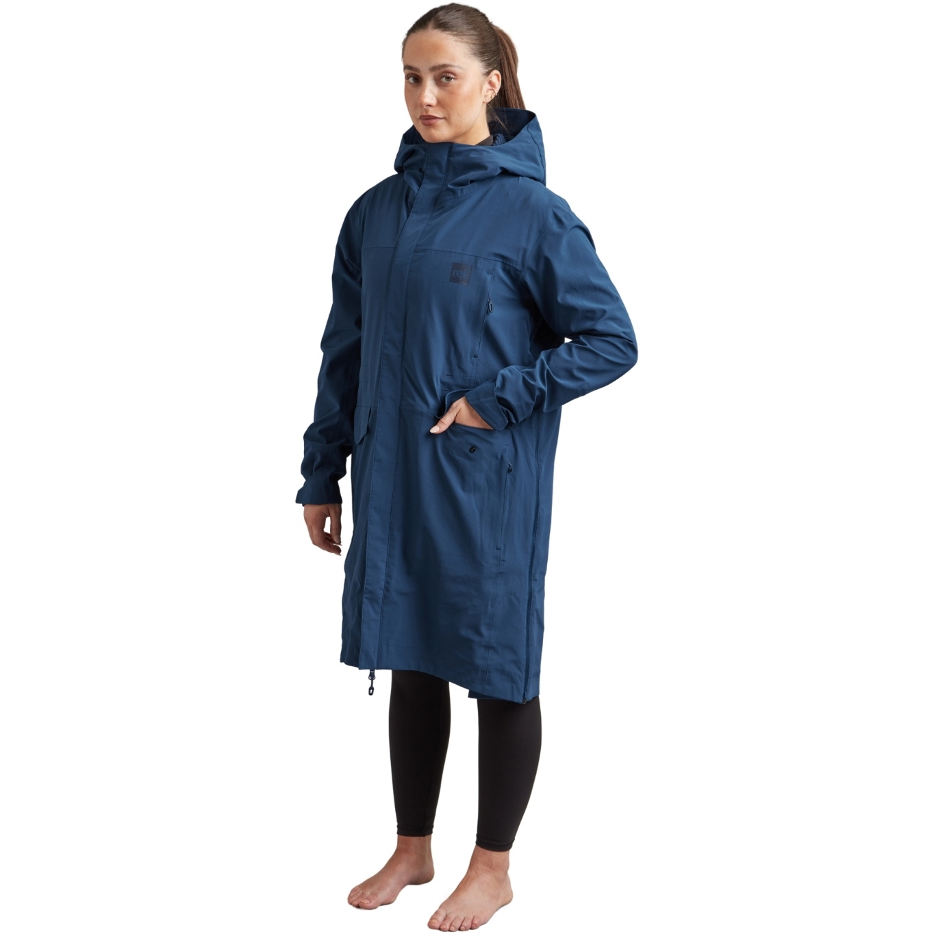 2026 Red Paddle CO Pursuit Lightweight Changing Robe Jacket 002-009-006-0236 - Ocean